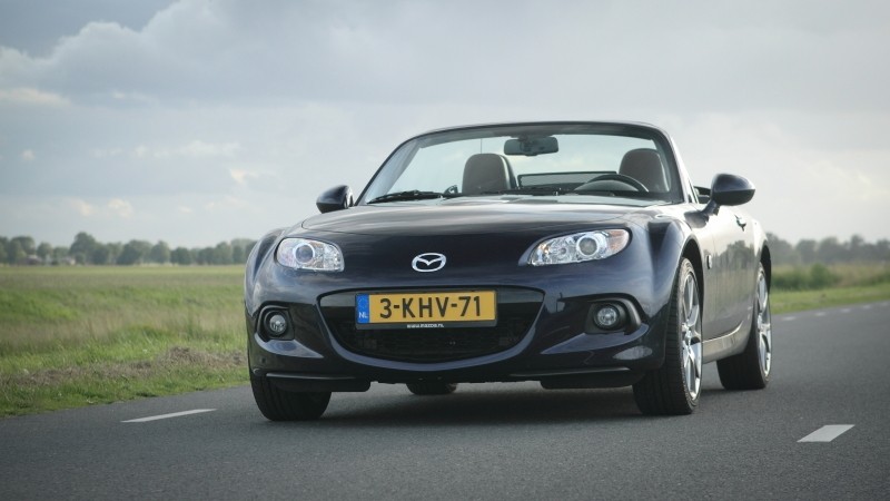 Mazda MX-5 Roadster Coupé 1.8 Hanabi