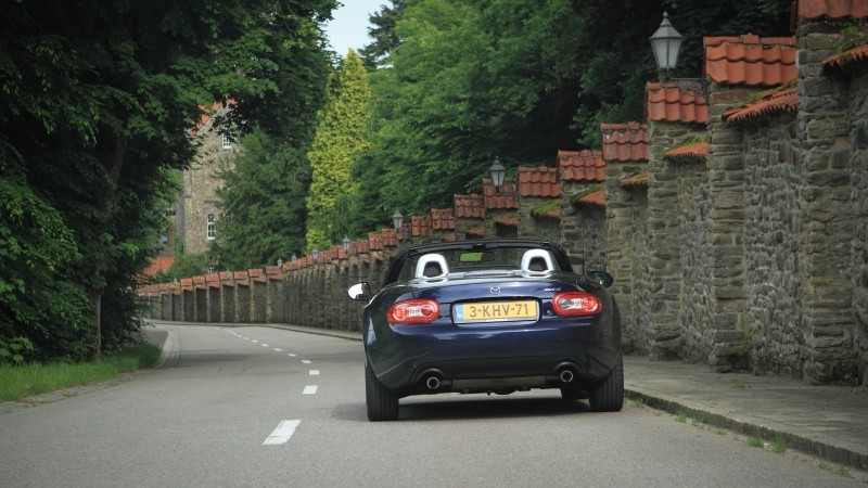 Mazda MX-5 Roadster Coupé 1.8 Hanabi