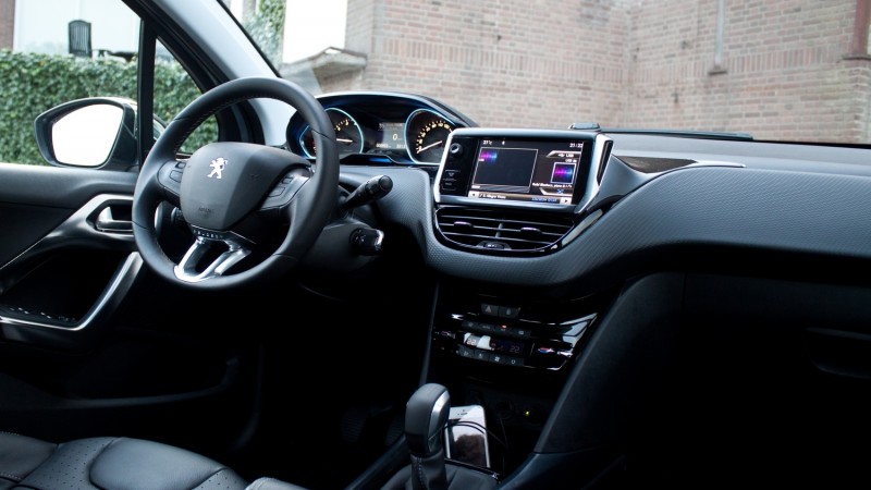 Peugeot 2008 1.6 VTi Allure