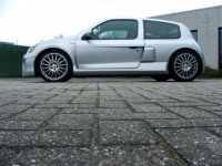 Renault Clio V6  