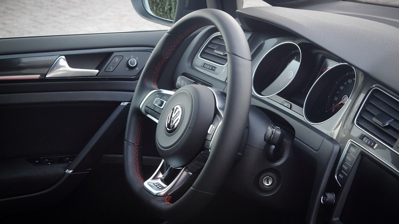 Volkswagen Golf GTI 2.0 TSI DSG Performance
