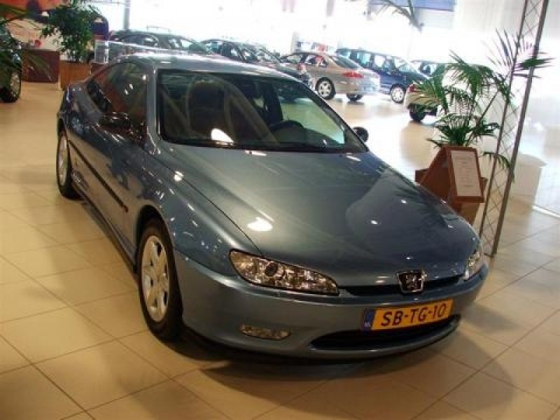 Peugeot 407 Coupé 3.0 V6 24V Féline