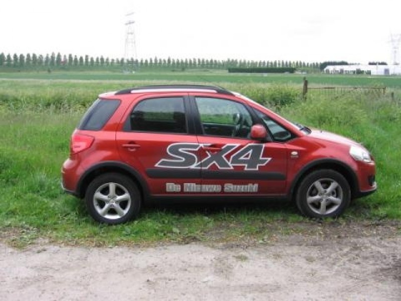 Suzuki SX4 1.9 DDiS 4Grip Exclusive