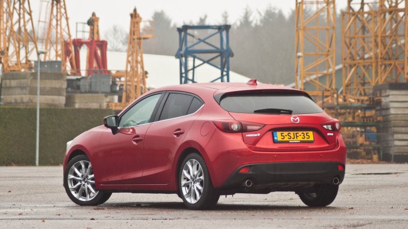 Mazda 3 SkyActiv-G 120 GT-M