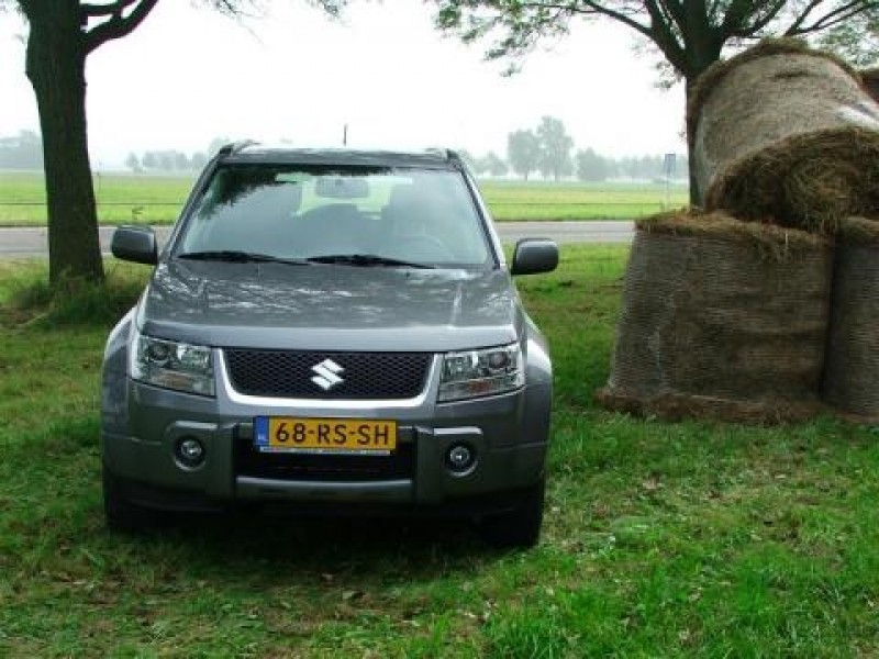 Suzuki Grand Vitara 2.0 Exclusive