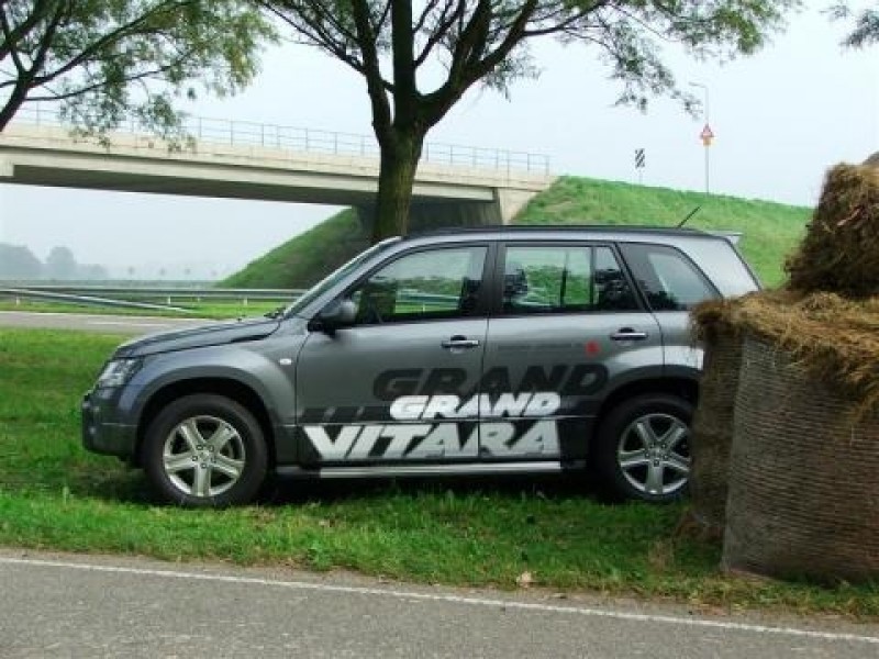 Suzuki Grand Vitara 2.0 Exclusive