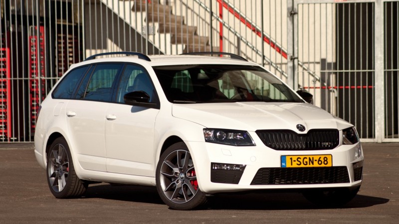 Skoda Octavia Combi RS 2.0 TSI DSG 