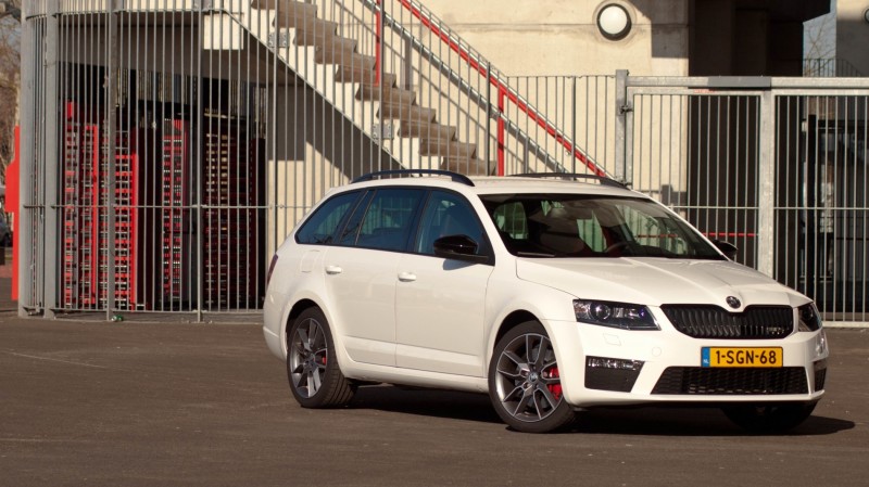 Skoda Octavia Combi RS 2.0 TSI DSG 