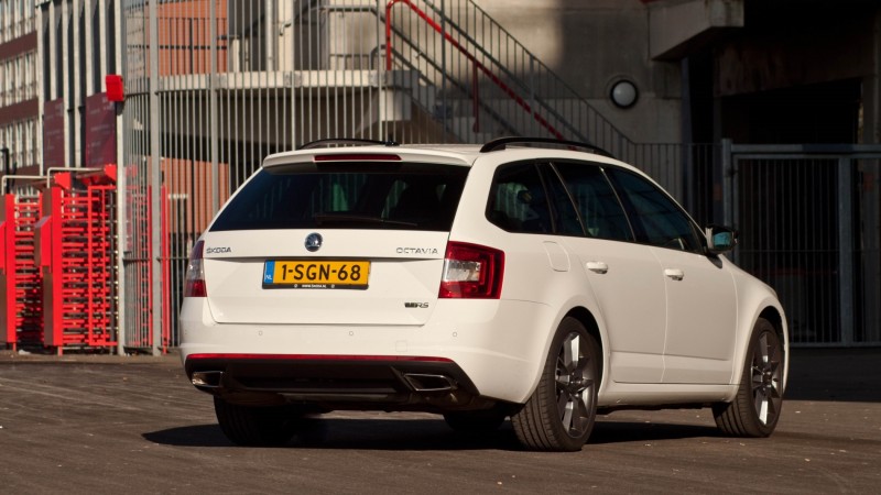 Skoda Octavia Combi RS 2.0 TSI DSG 