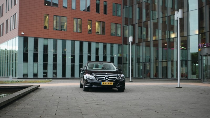 Mercedes-Benz E-Klasse Limousine E 300 BlueTEC Hybrid Avantgarde Ambition