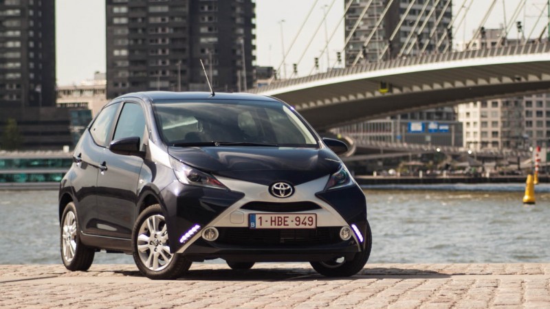 Toyota Aygo 1.0 VVT-i x-play