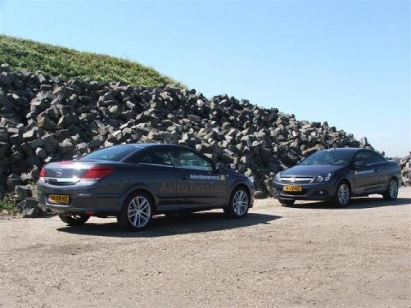 Opel Astra TwinTop 1.8 Cosmo