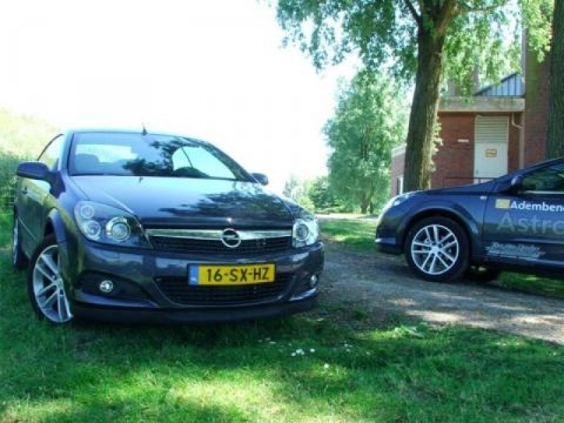 Opel Astra TwinTop 1.8 Cosmo