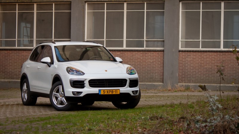 Porsche Cayenne S E-Hybrid 