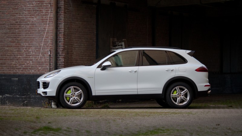 Porsche Cayenne S E-Hybrid 