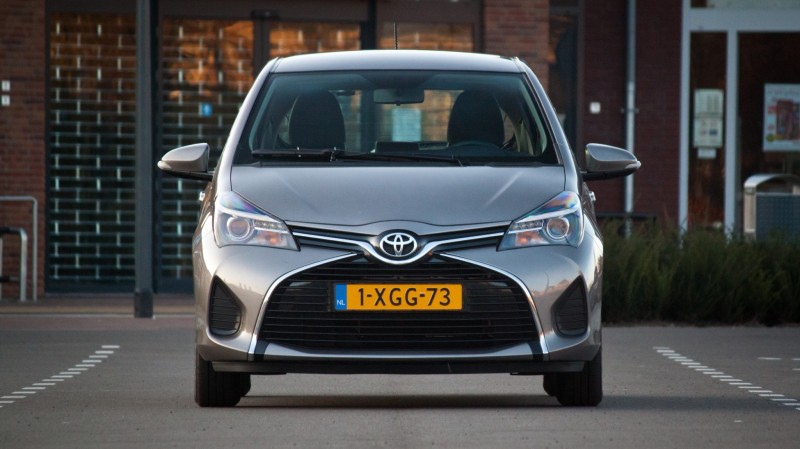 Toyota Yaris 1.0 VVT-i Lounge