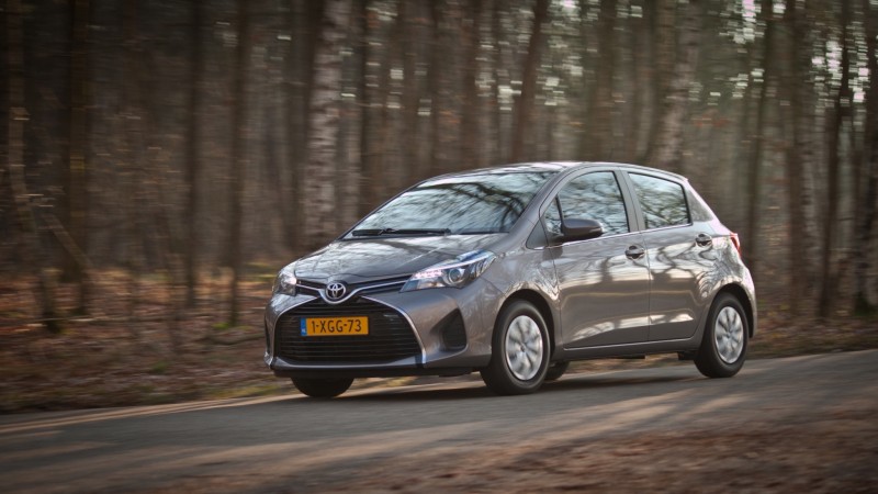 Toyota Yaris 1.0 VVT-i Lounge