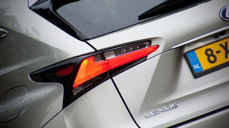 Lexus NX300h AWD President Line