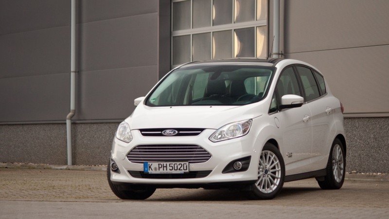 Ford C-Max Plug-In Hybrid Titanium Plus