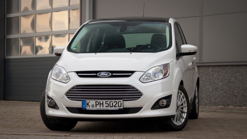 Ford C-Max Plug-In Hybrid Titanium Plus