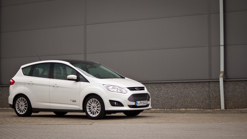 Ford C-Max Plug-In Hybrid Titanium Plus