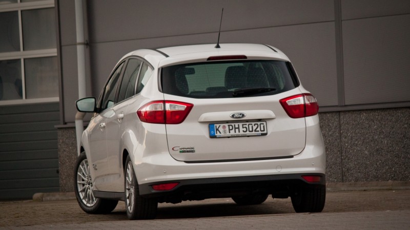 Ford C-Max Plug-In Hybrid Titanium Plus