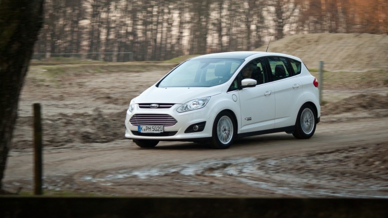 Ford C-Max Plug-In Hybrid Titanium Plus