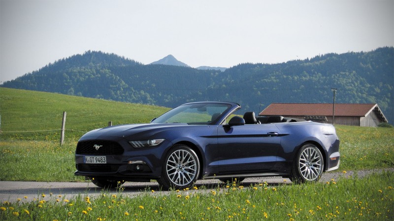 Ford Mustang 2.3 EcoBoost Convertible