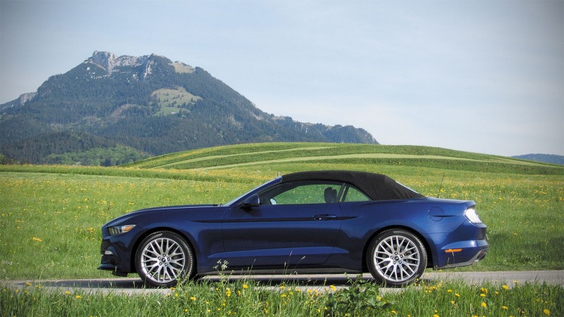 Ford Mustang 2.3 EcoBoost Convertible